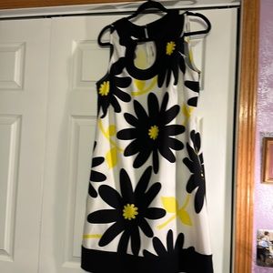 Sleeveless dress